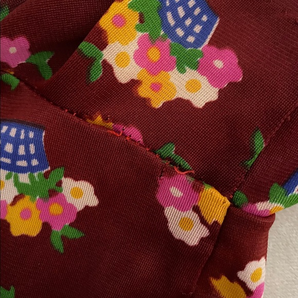 SOLD Vintage 70s Burgundy Nylon Flower Basket Novelty Print Wrap Style Crop Top - Picture 9 of 9